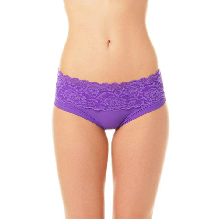 Lace pole shorts Mia | Shorts | Color: violet lace | Pole Shorts | Dragonfly Pole Dance Clothing and Bikram Hot Yoga Wear