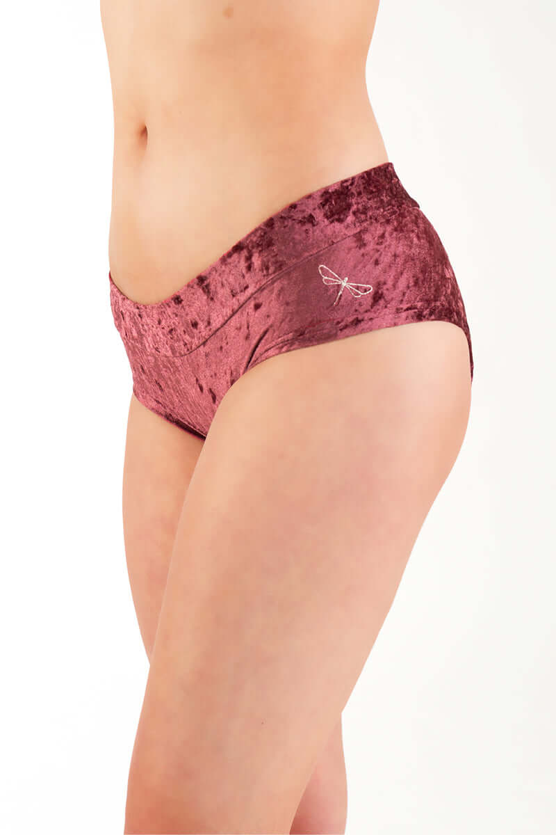 Hot pants velvet | Shorts | Color: amaranth velvet | Samt Booty Shorts - Hot Pants | Dragonfly Pole Dance Clothing and Bikram Hot Yoga Wear