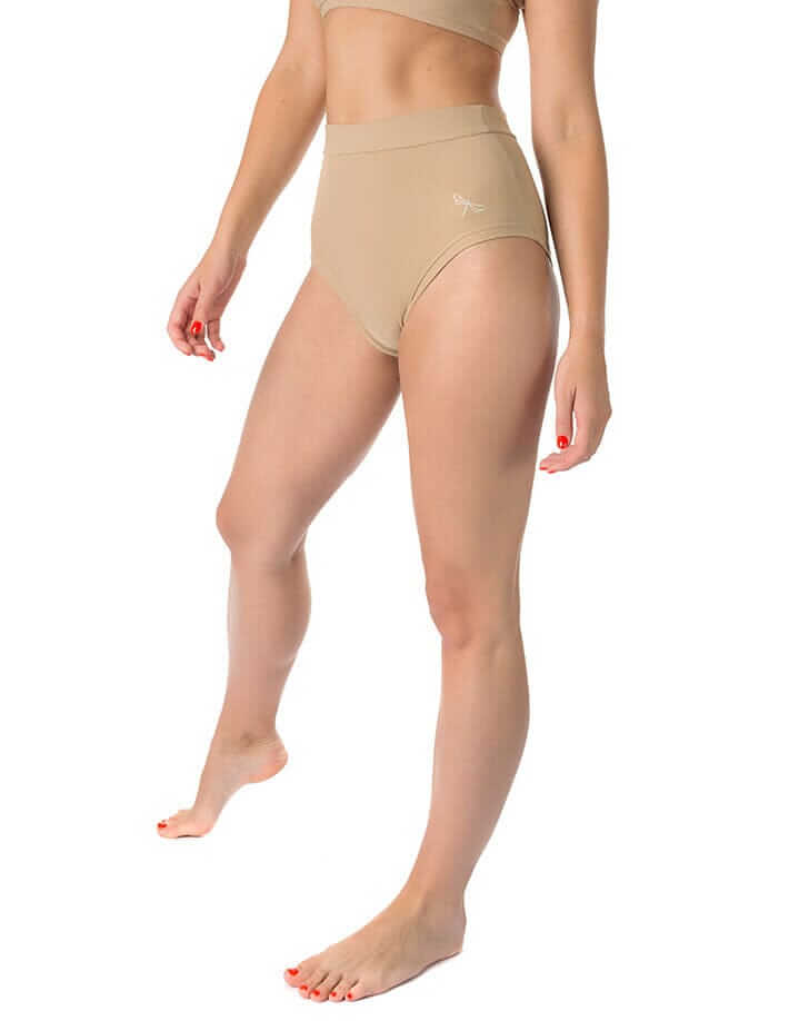 Scrunch pole shorts Lola | Shorts | Color: black | Pole Shorts | Dragonfly Pole Dance Clothing and Bikram Hot Yoga Wear