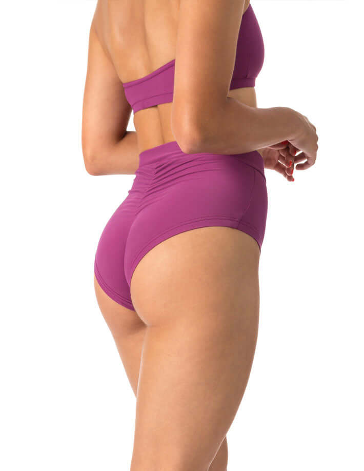 Scrunch pole shorts Lola | Shorts | Color: black | Pole Shorts | Dragonfly Pole Dance Clothing and Bikram Hot Yoga Wear