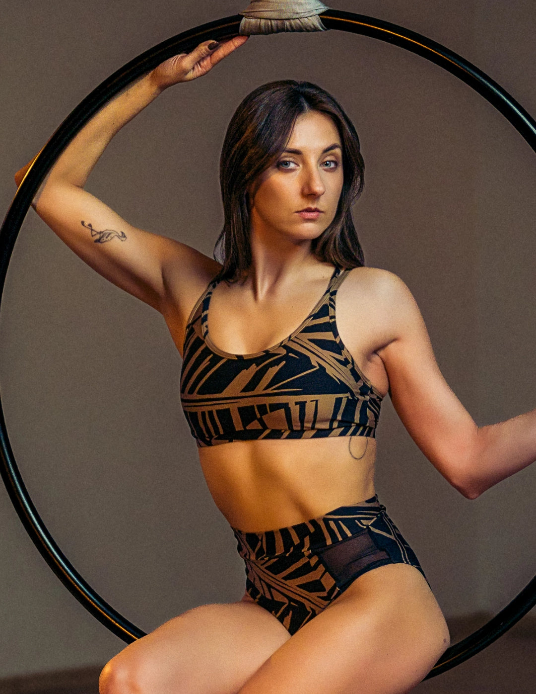 Nicole sports bra Mocha