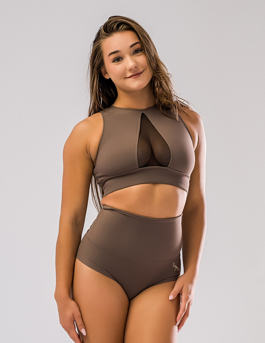 Betty high-waisted pole dance shorts – cocoa